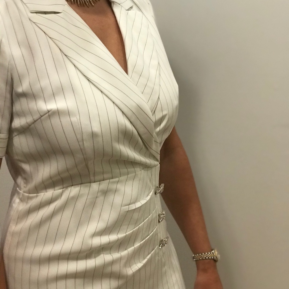 Metisu white & navy striped faux-wrap dress Size M. Excellent used condition. - Picture 8 of 15